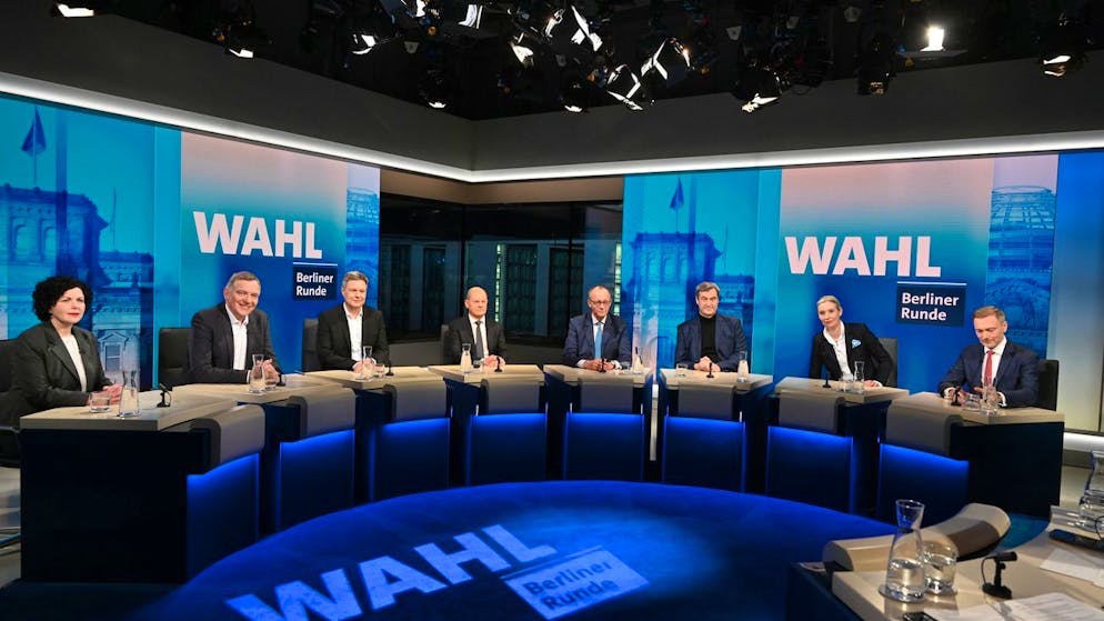 Erster Schlagabtausch nach Wahl. Söder verhöhnt Habeck, Weidel spottet über Merz – und dann wird es plötzlich laut