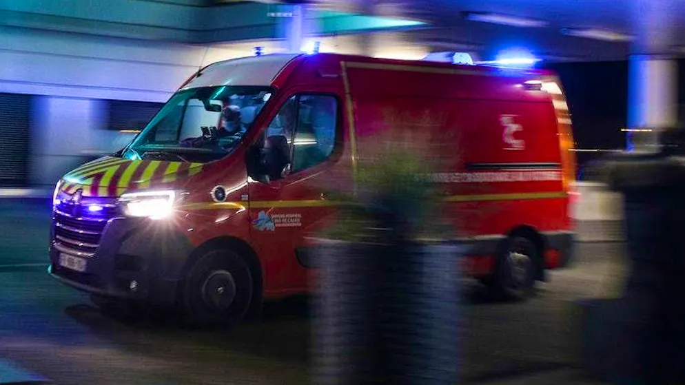 An ambulance in Paris: A young woman is said to have killed her baby.