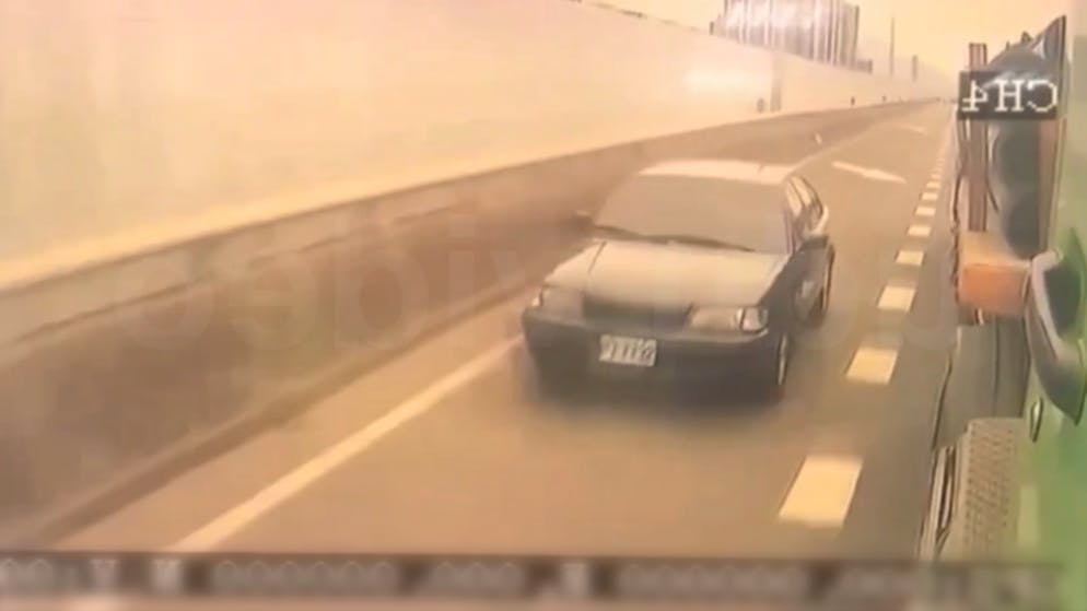 Horror-Unfall beim Einfädeln. Abbremsen oder Gas geben – so fährst du klug auf eine Autobahn