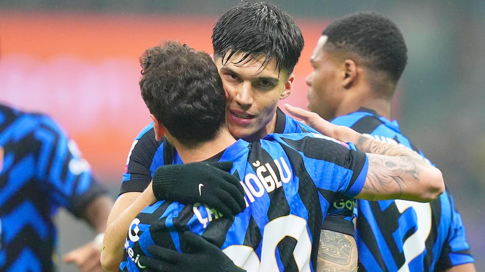 L'Inter Milan, très remanié, a pris la mesure de la Lazio Rome (2-0).