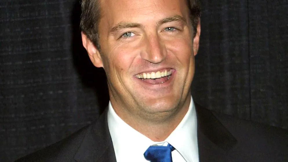 Un secco no. Il cast di «Friends» non vuole partecipare al documentario sulla morte di Matthew Perry