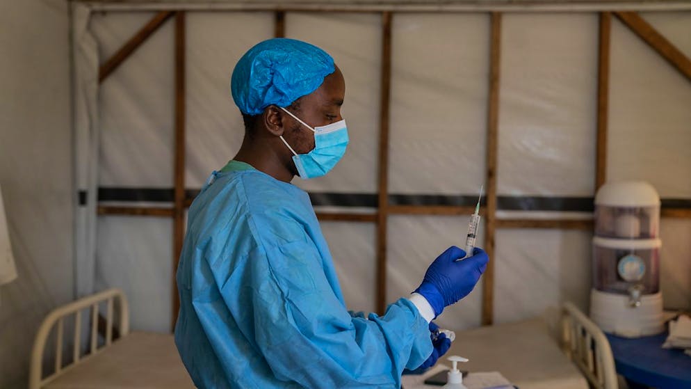 Infermiere in Congo (archivio)