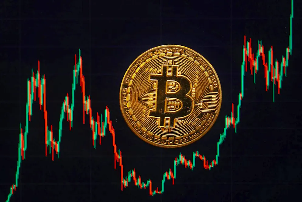 Bitcoin currently only knows one direction: down.