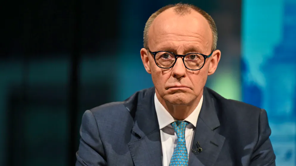 Der Umgangston beim Eklat zwischen Donald Trump und Wolodymyr Selenskyj seit laut des designierten deutschen Kanzlers Friedrich Merz «der Sache nicht dienlich» gewesen.