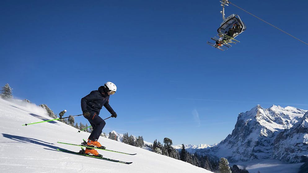 New ski pass for Switzerland. 950 francs for one ticket - valid in 7 ski resorts