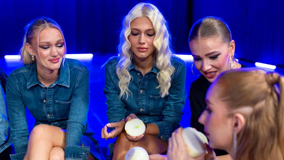 Candidate suddenly falls over. Heidi Klum demands of GNTM model: 