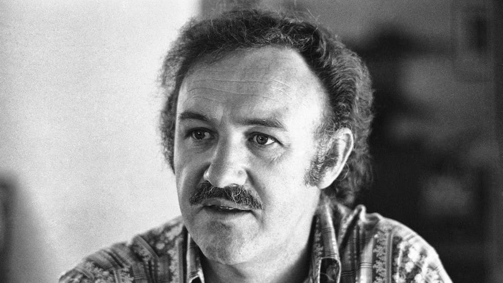 Suspicious death of Hackman and wife under investigation - Gallery. The character actor had already retired from Hollywood decades ago. He retired at the age of almost 75.