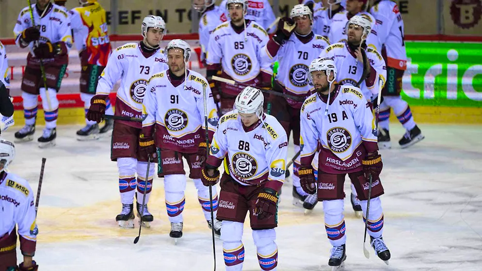 Lakers send Servette on vacation, season ends for Biel too - Gallery. Hanging heads among the Servette players who have to go on vacation