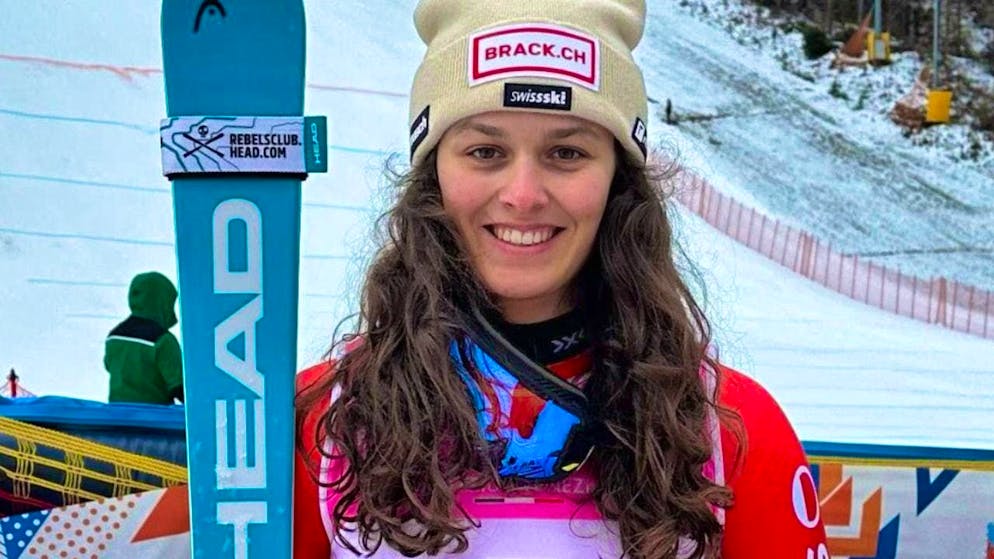 Jasmin Mathis wins two World Championship medals in two speed races.