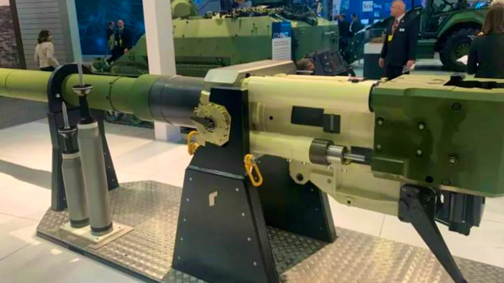 The 130mm smoothbore gun from Rheinmetall.