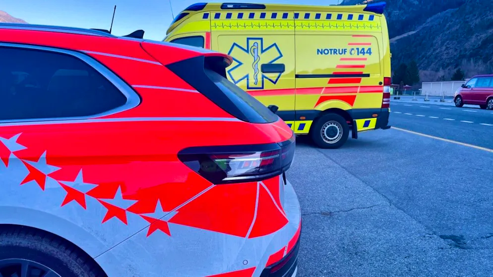 Bei einer Explosion in Raron starb ein Mann. Eine weitere Person wurde schwer verletzt.