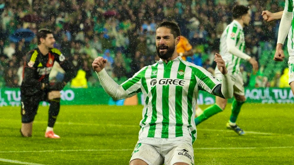 Isco makes his mark in victory against his former club