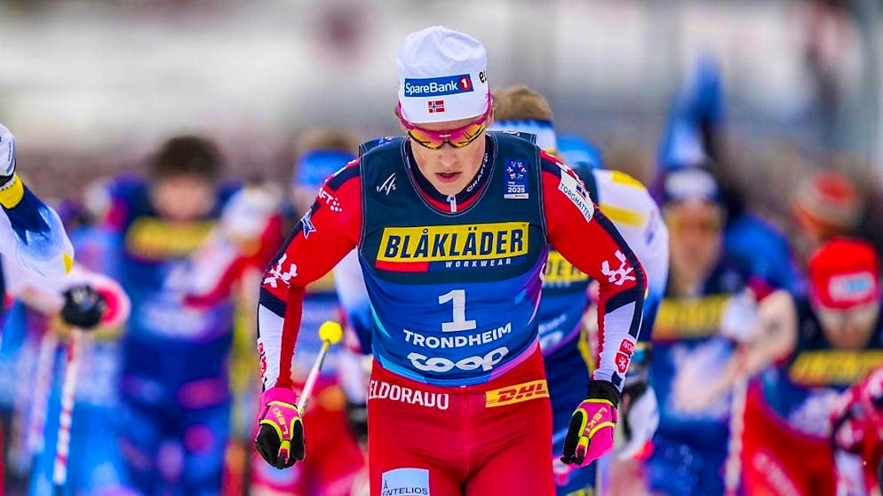 Johannes Klaebo wins the world championship skiathlon for the first time