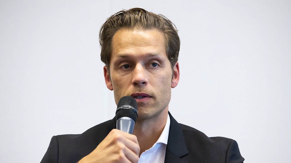 Servettes Sportchef Gautschi verflüchtigt sich nicht in Ausreden - Gallery. Marc Gautschi ist seit fünf Jahren Sportchef von Genève-Servette