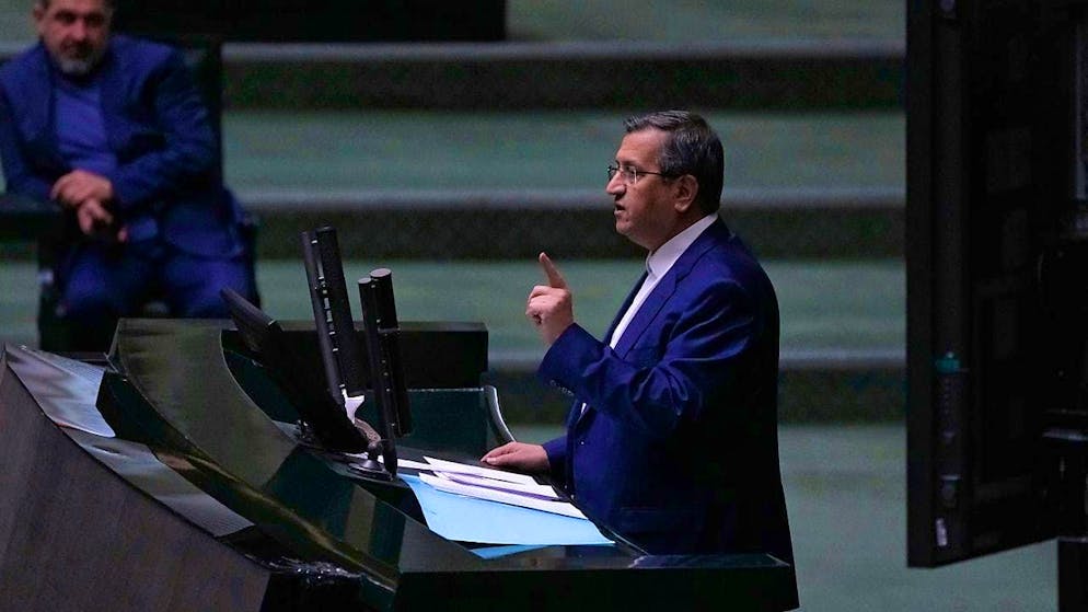 Iranian Finance Minister Abdolnasser Hemmati during a public session of parliament. Photo: Vahid Salemi/AP/dpa