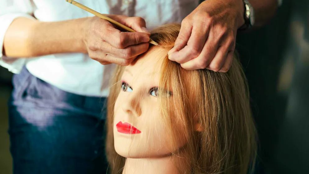 80 percent of her customers are women.