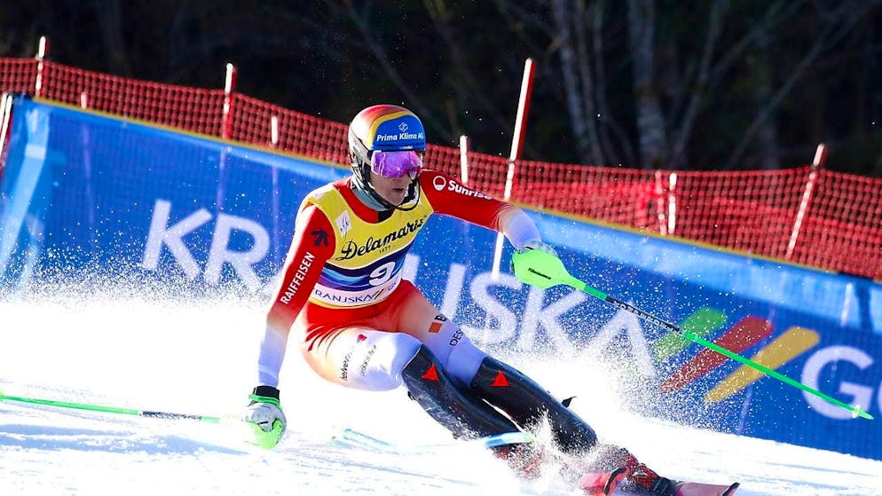 Meillard misses out on podium place by one hundredth - Gallery. Tanguy Nef still has to wait for his first podium place in the World Cup