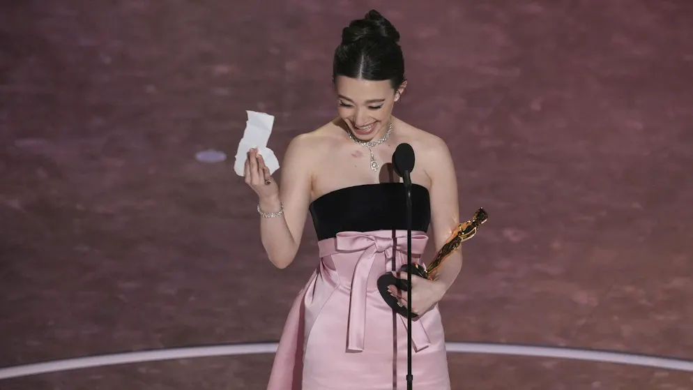 Oscars 2025 im Ticker. «Anora» räumt ab +++ Schweizer gehen leer aus +++ Adrien Brody wirft Freundin ausgespuckten Kaugummi zu