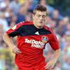 ARCHIV - Leverkusen Spieler Toni Kroos dribbelt am 31. Juli 2009 im DFB-Pokalspiel gegen den SV Babelsberg 03 den Ball. Bundestrainer Joachim Loew hat fuer das Laenderspiel gegen Argentinien am 3. Maerz 2010 in Muenchen einen 26-koepfigen Kader nominiert. Erstmals im Nationalmannschafts-Aufgebot stehen der Leverkusener Toni Kroos und der Muenchner Thomas Mueller, laut einer Pressemitteilung des DFB vom Freitag, 26. Februar 2010. (AP Photo/Sven Kaestner) ----------------------------------------------------------------------------------------------------------------------------------------------- FILE - Leverkusen's Toni Kroos plays the ball during the German Soccer Cup, DFB-Pokal, match between SV Babelsberg 03 and Bayer Leverkusen in Potsdam, Germany, in this July 31, 2009 file photo. (AP Photo/Sven Kaestner)