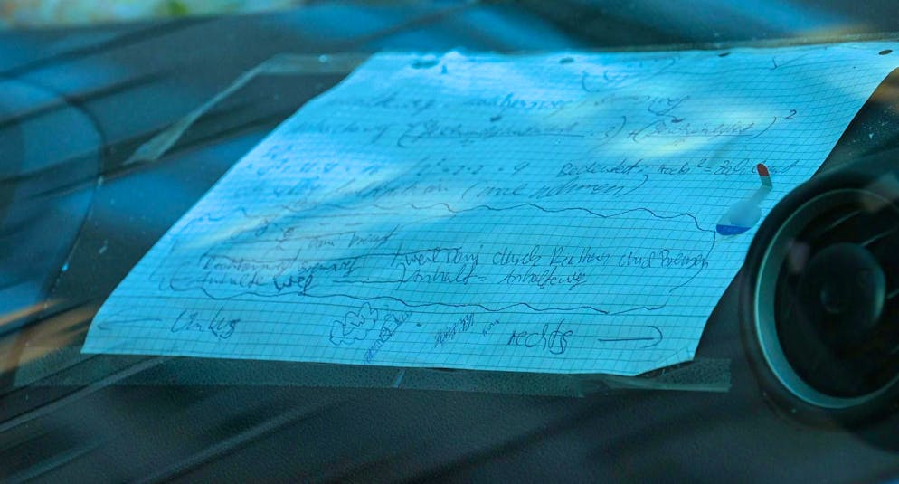 Arrest warrant issued after Mannheim death drive - Gallery. Notes are written on the notebook in the vehicle driven by the man who died in Mannheim.