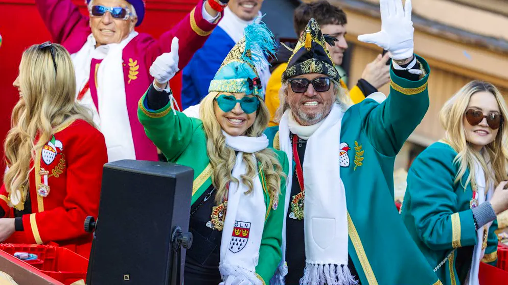 Only Robert wears no protection. Geissens celebrate at Cologne Carnival - with bulletproof vests