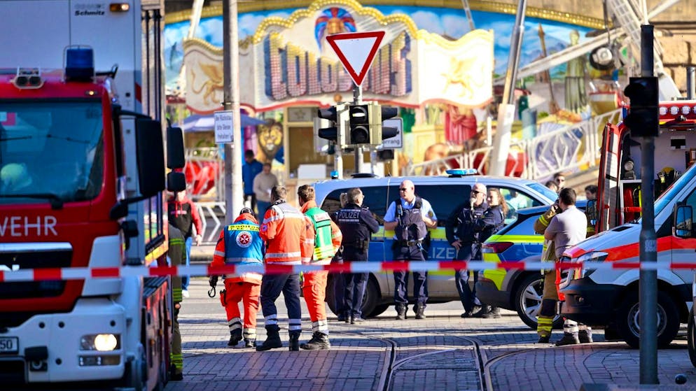 Arrest warrant issued after Mannheim death drive - Gallery. A car drove into a group of people in Mannheim. 