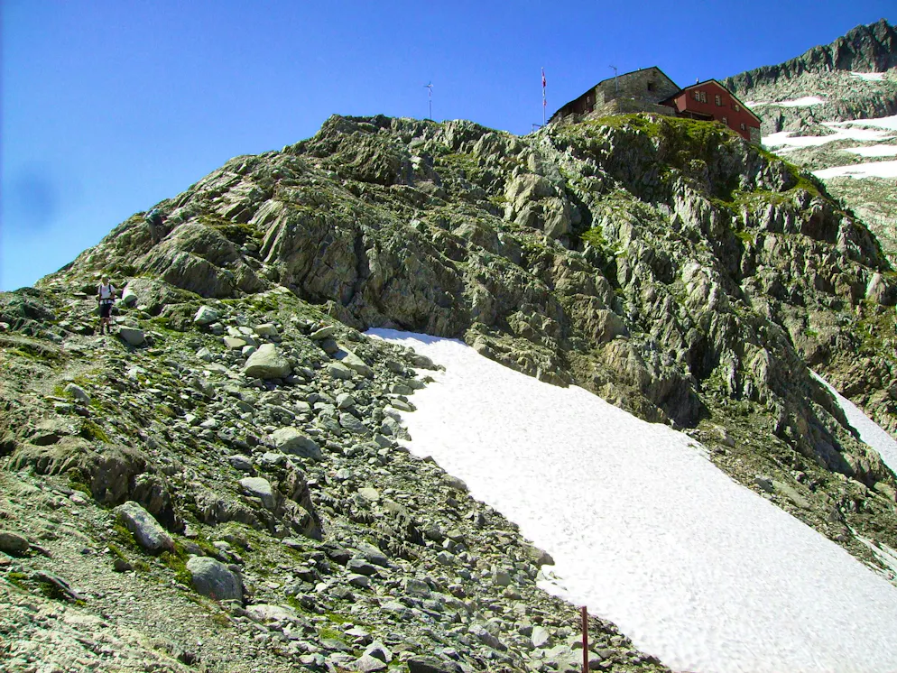 The Cavardiras hut from the west.