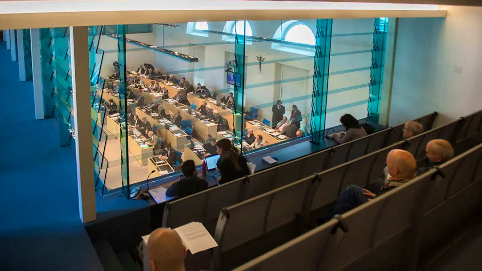 Half of the parties currently represented in the Ticino cantonal parliament would fall victim to a four-percent threshold. (archive picture)