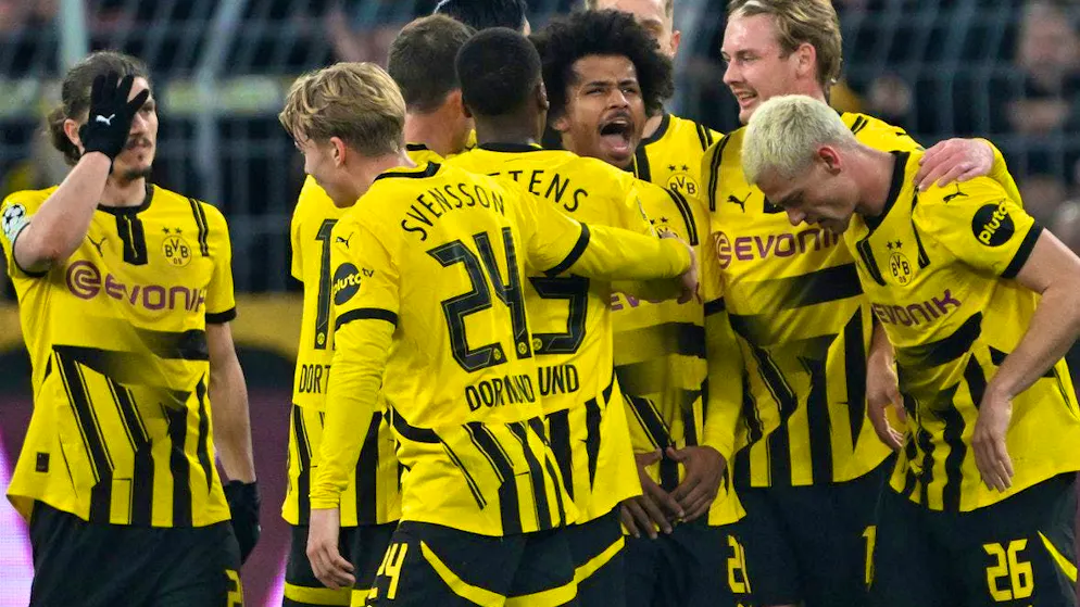 Dortmund celebrate the magnificent 1:0 from Karim Adeyemi.