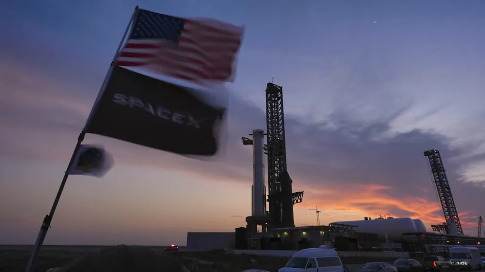 Mit dem grössten Raketensystem der Raumfahrtgeschichte will Tech-Unternehmer Elon Musk den Mars erschliessen. Einen achten Startversuch muss seine Firma SpaceX jedoch abbrechen. (Archivbild)
