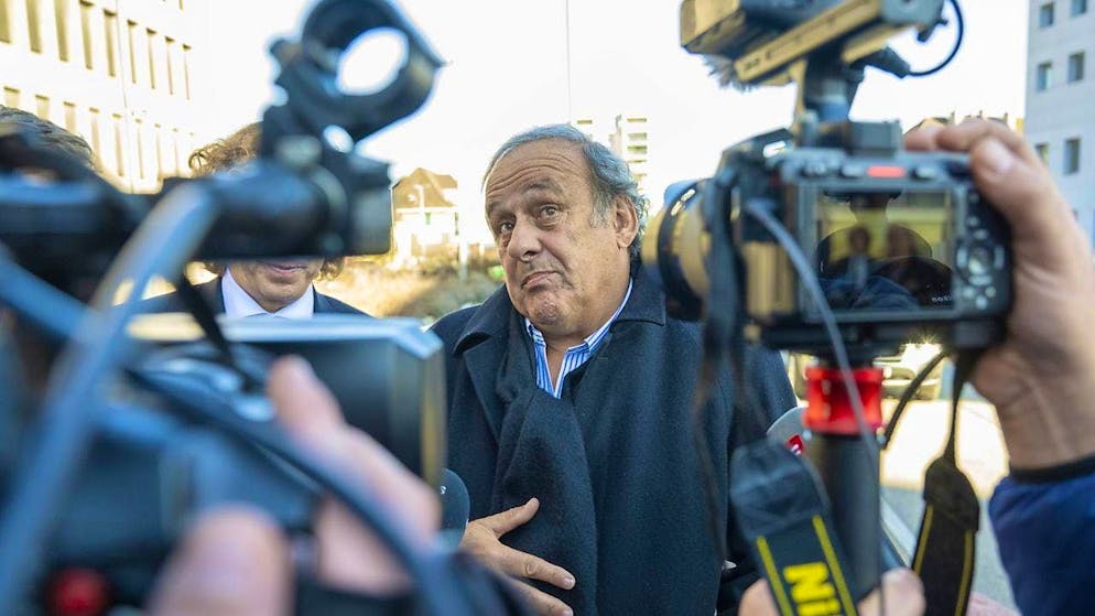 Michel Platini before the trial in the Basel criminal justice center in Muttenz BL. (archive picture)