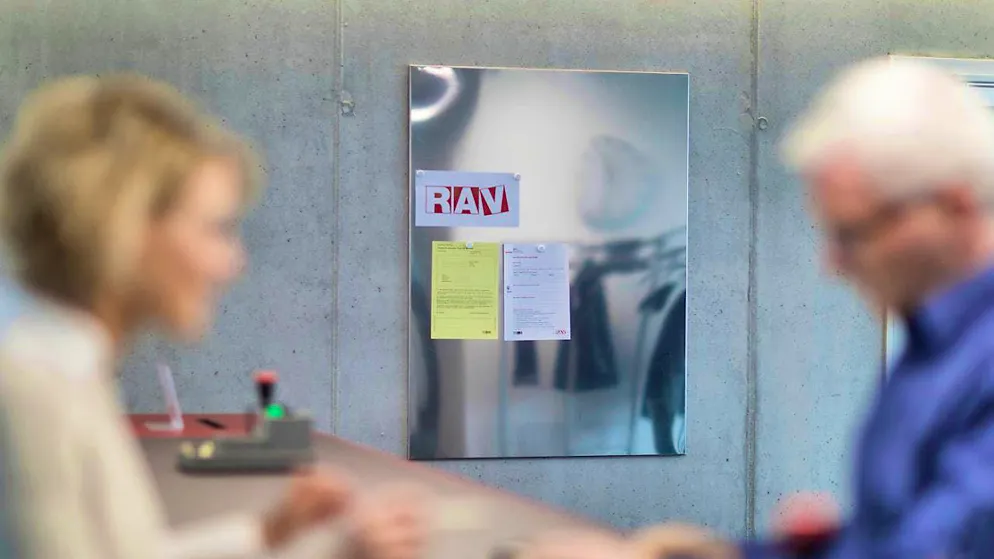 In Switzerland, 135,446 people were registered as unemployed in the regional employment centers (RAV) at the end of February. (archive picture)