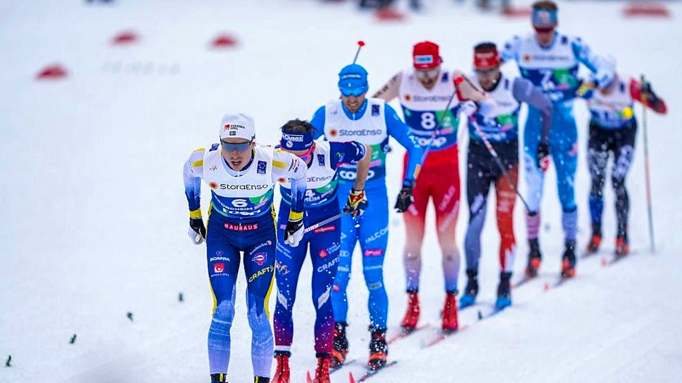The Swiss men's relay team (8) sensationally wins World Championship silver.