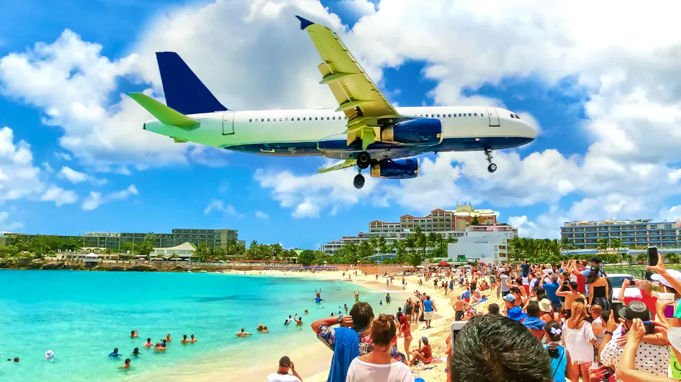 Steep slopes, short taxiways. These are the most dangerous runways in the world