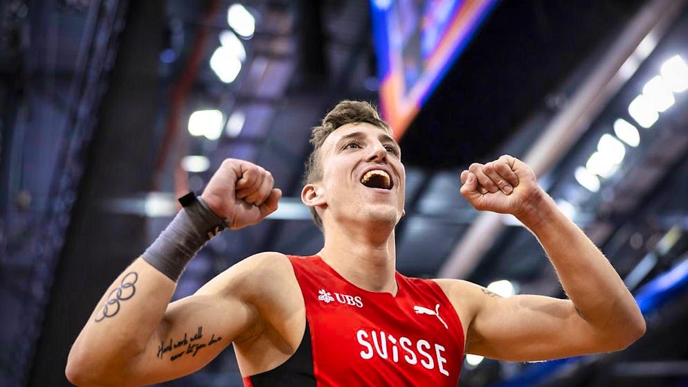 Simon Ehammer celebrates as a shot putter: over 15 m