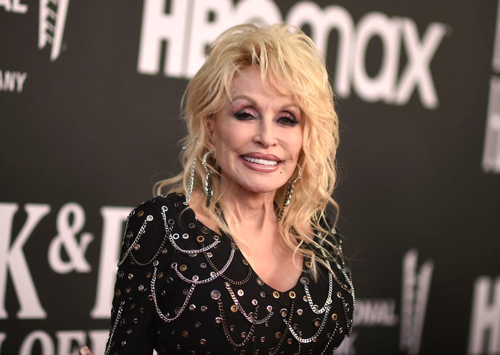 Dolly Parton Badankte Sich auf Instagram Für Die Karten, Blumen und Nachrichten Zum Tod Ihres Mannes.