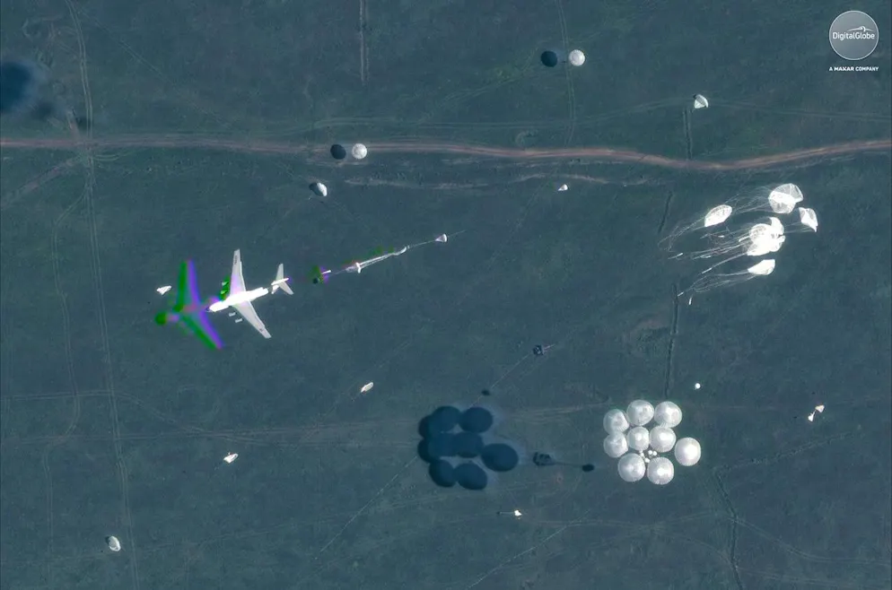Bild eines zivilen Satelliten von einem russischen Manöver im Jahr 2018.