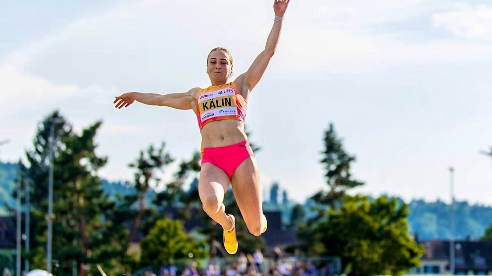 Annik Kälin loves the long jump the traditional way - with a take-off bar