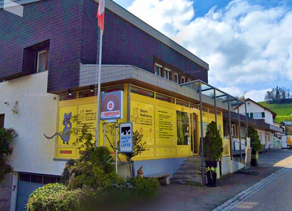 The Kaufmann cheese dairy is closed. 