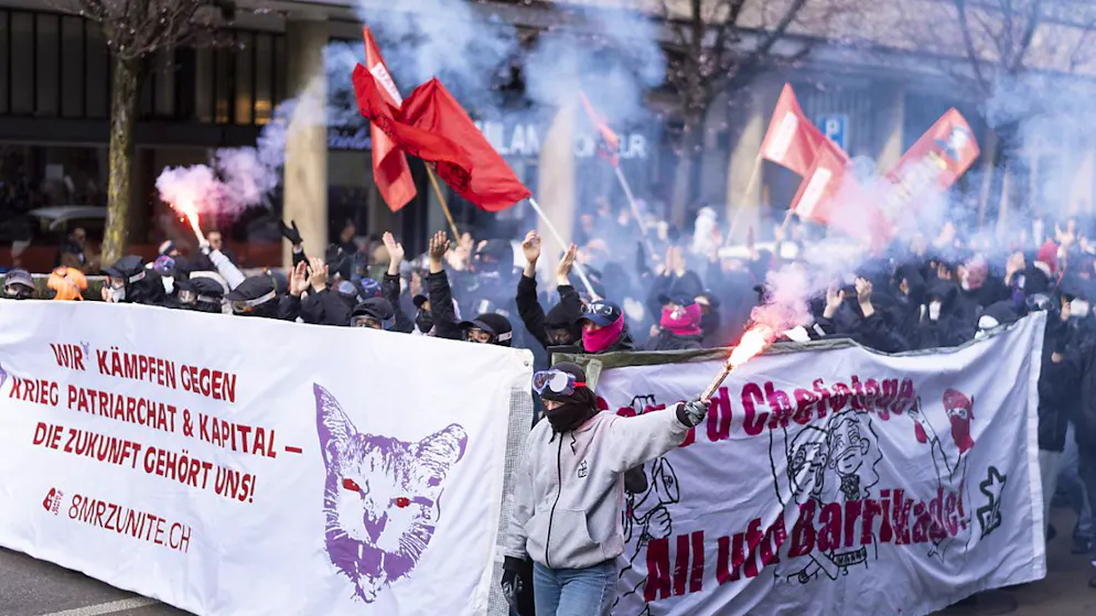 Die letztjährige Demonstration zum Weltfrauentag in Zürich. (Archivbild)