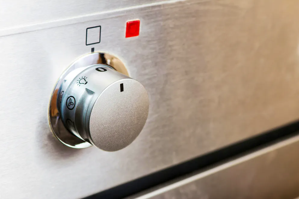 Convection, hot air, top and bottom heat: ovens have numerous functions.