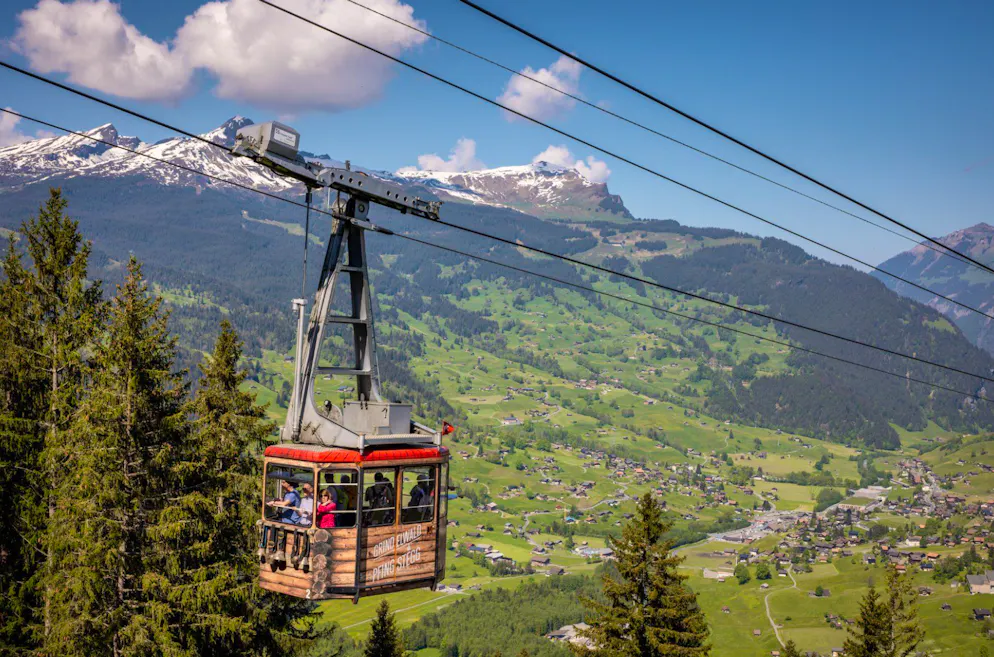 Die Luftseilbahn Grindelwald-Pfingstegg AG.