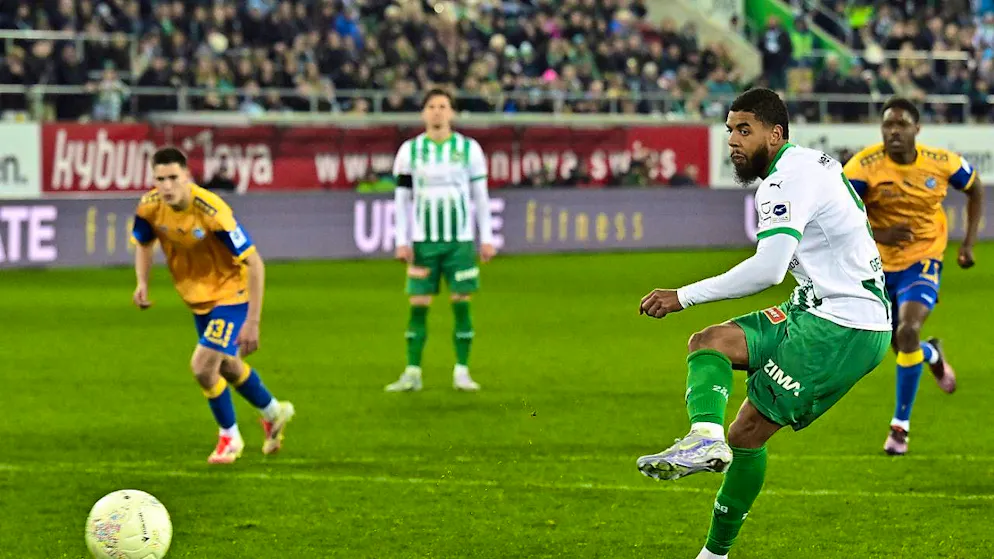 Willem Geubbels scored twice and now has ten goals for the season