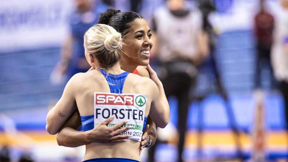 Mujinga Kambundji holt Silber.