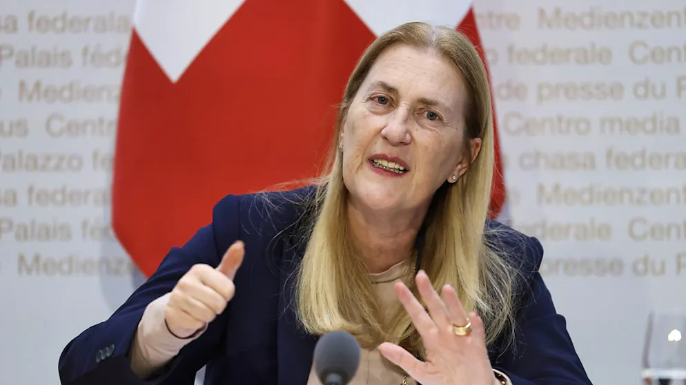 Laut der Staatsekrretärin Helene Budliger Artieda, Direktorin des Staatssekretariats für Wirtschaft (Seco), haben die USA die Schweiz auf eine Liste von Ländern mit unfairen Handelsmethoden gesetzt. (Archivbild)