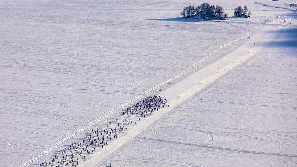 The 55th edition of the popular Engadin Skimarathon is won by Swiss World Championship heroine Nadine Fähndrich.