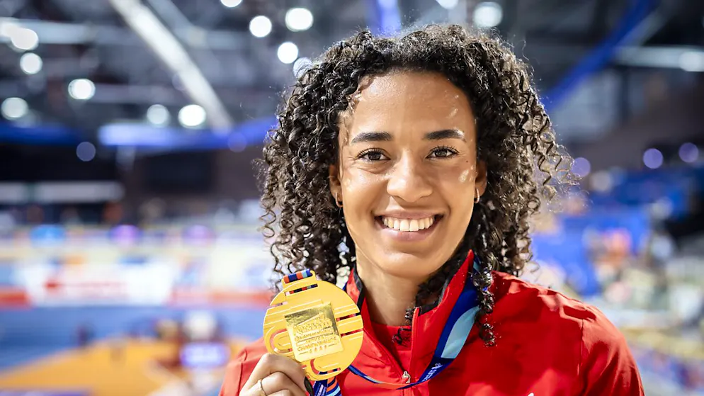 Wie Swiss Athletics Nachwuchstalente auf Weltklasseniveau bringt - Gallery. Ditaji Kambundji hat an der Hallen-EM in Apeldoorn Historisches vollbracht. In der Europarekordzeit von 7,67 Sekunden sprintet die erst 22-jährige Bernerin zu Gold über 60 m Hürden