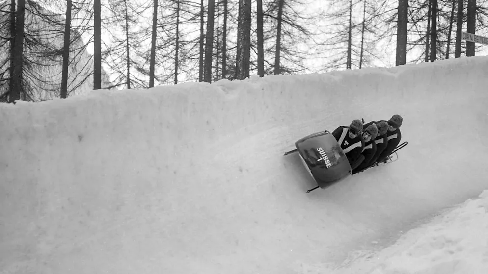 IBSF-Präsident Ivo Ferriani über Bobbahnen, Sicherheit und Russland - Gallery. Die Schweiz gewann im Vierer mit Franz Kapus, Gottfried Diener, Robert Alt, und Heinrich Angst Gold