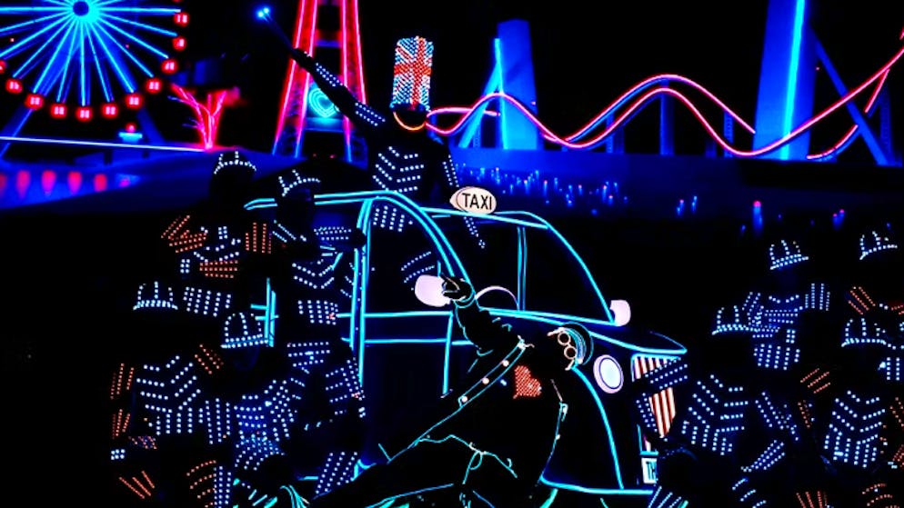 Sensation bei «Britain's Got Talent». Schweizer LED-Künstler ziehen direkt in den Halbfinal ein