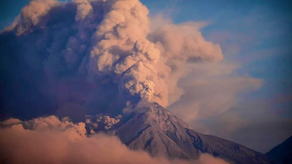 The "Volcan de Fuego" (the fire volcano). Photo: Moises Castillo/AP/dpa